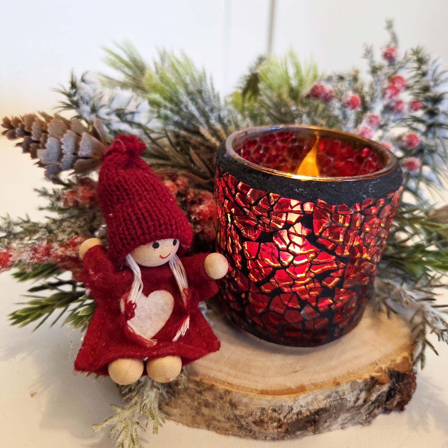 Czerwony mozaikowy świąteczny lampion - obrazek 3