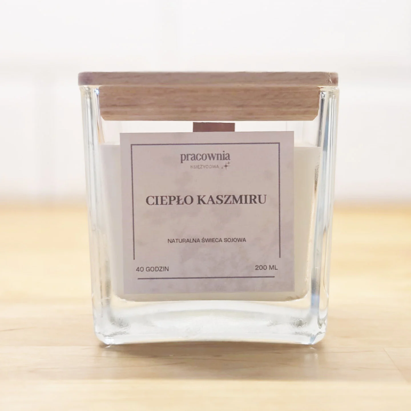 Ciepło kaszmiru - świeca sojowa w eleganckim szkle